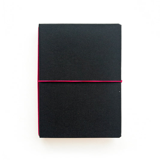 agus arís, black & pink